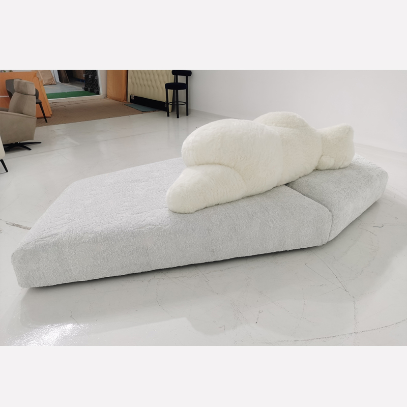 Italian Designer Living Room Furniture Uniquely Polar Bear Shaped Big Size Couch