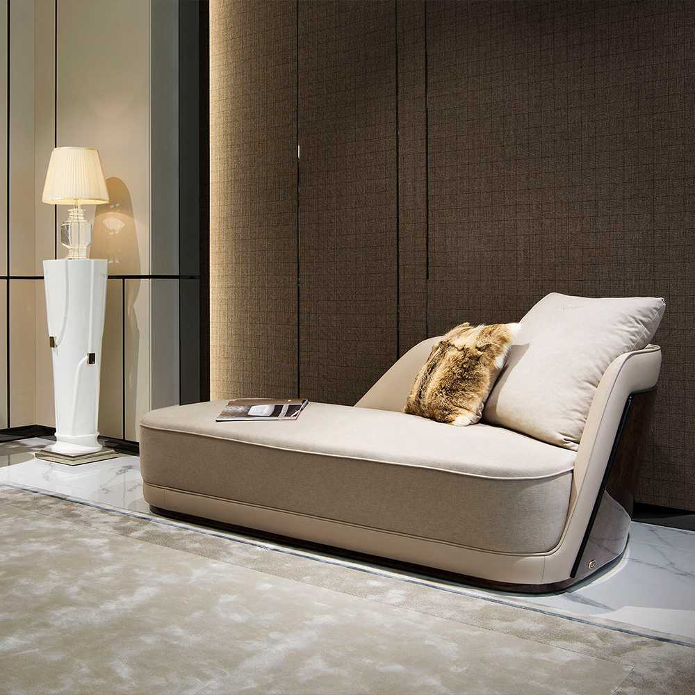 Luxurious chaise lounge sofa with armrests on the left and right ​