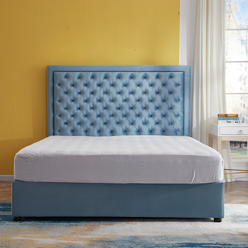 Modern Solid Wood Upholstered Fabric Bed