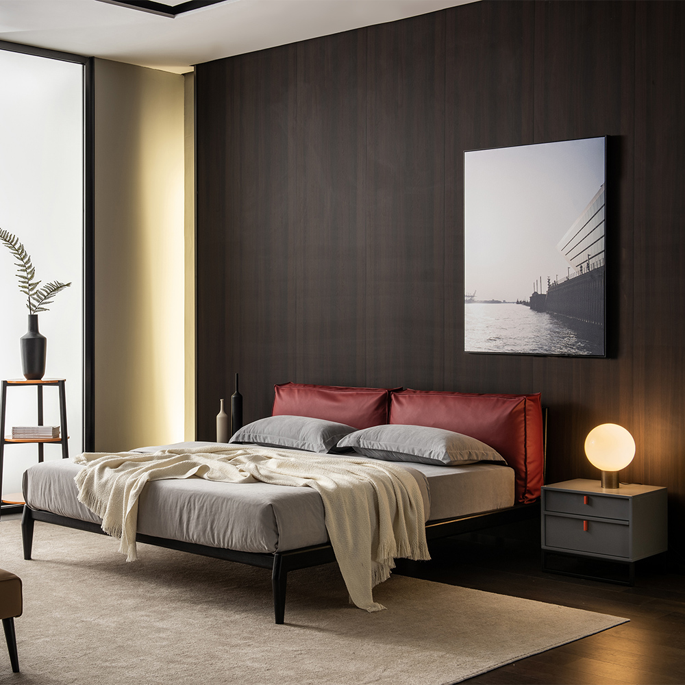 Italian Design Style Home Steel Foot Frame Bed Modern Bedroom Bed