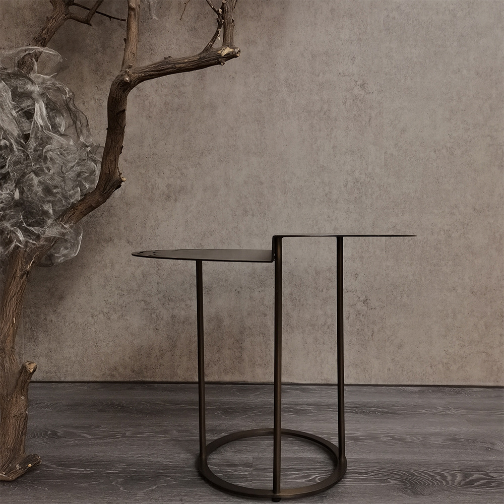 Nordic Minimalist Creative Light Luxury Table