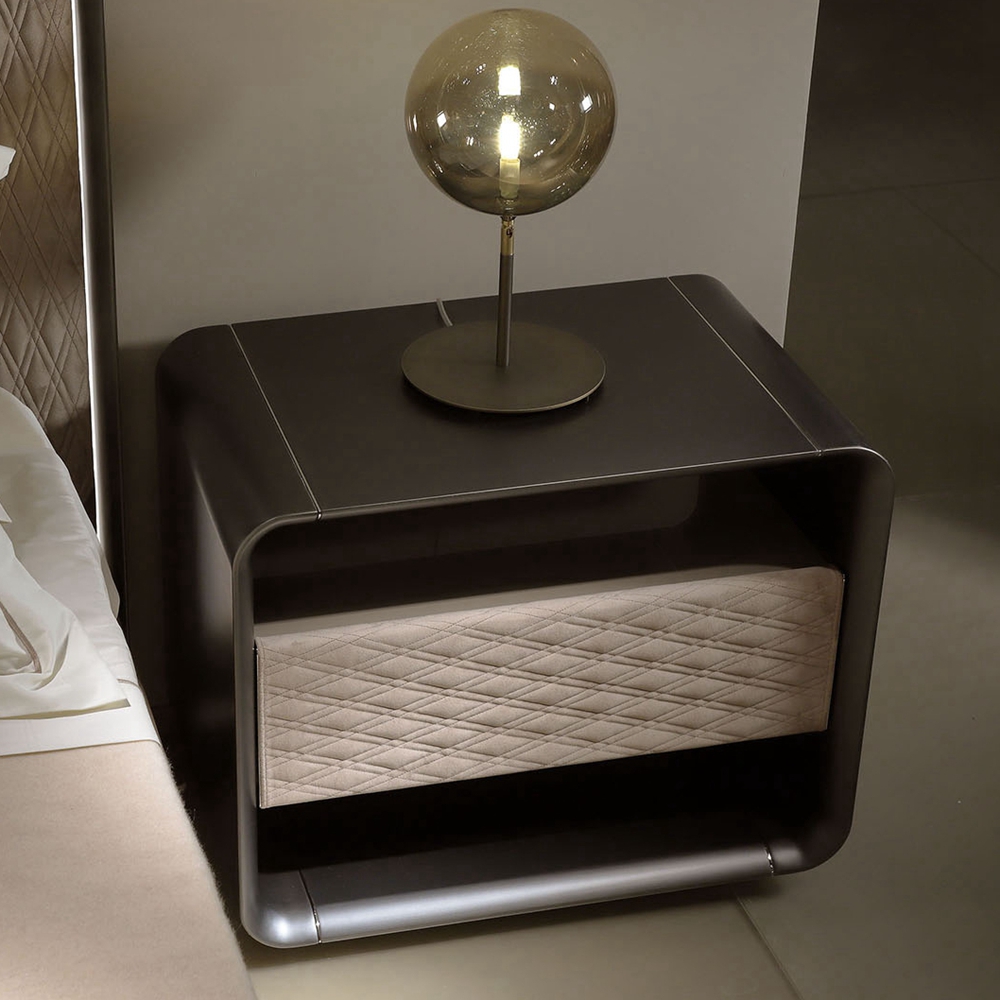 Modern Walnut Veneer Bedside Table with Black Metal Feet - Stylish Bedroom Accent