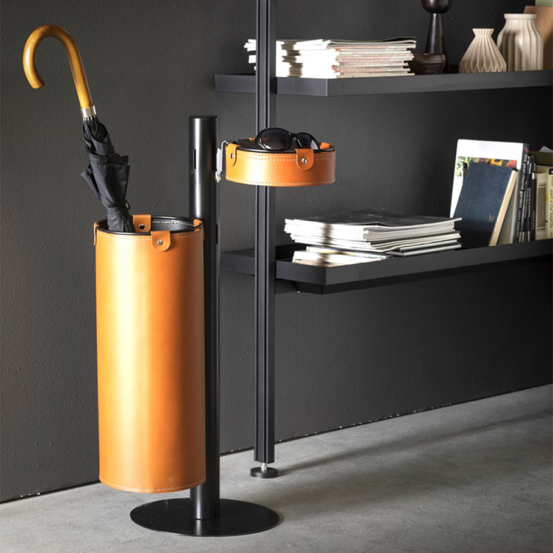 Metal pendant cover with hard-leather clothes stand