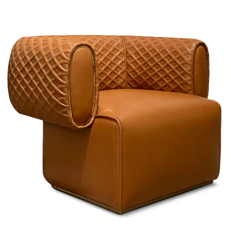 Classic Italian design lounge chair with luxurious soft leather upholstery