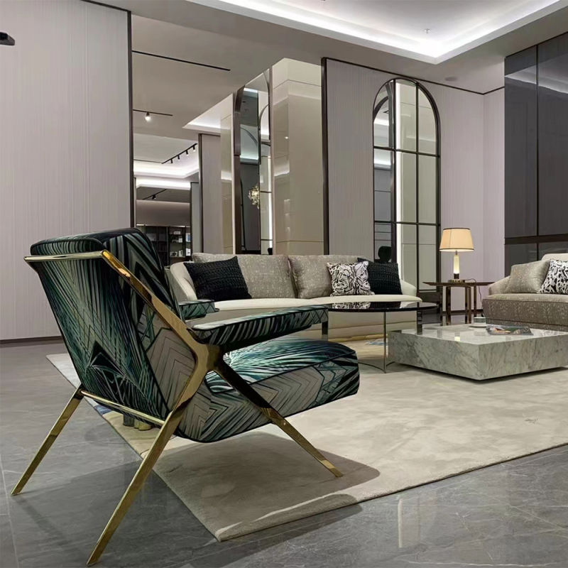 Luxury Minimalist Design Lounge Chair Leather Metal Feet Living Room Chair Armchair