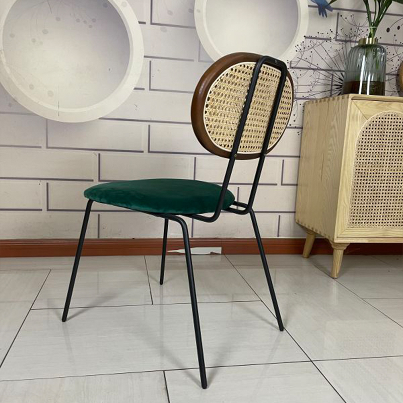 Italian style simple metal frame comfortable upholstered dining chair