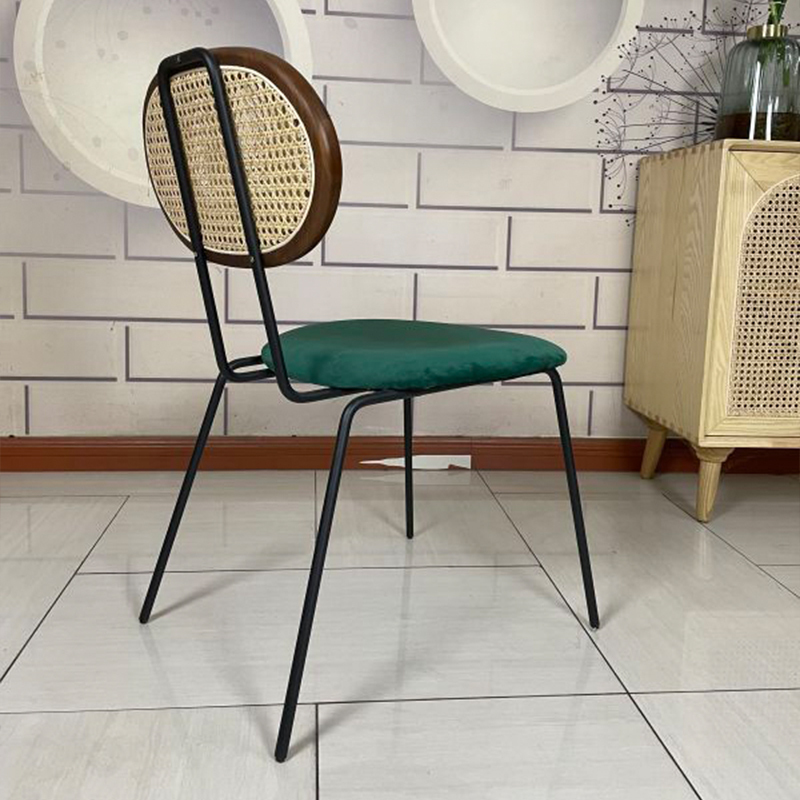 Italian style simple metal frame comfortable upholstered dining chair