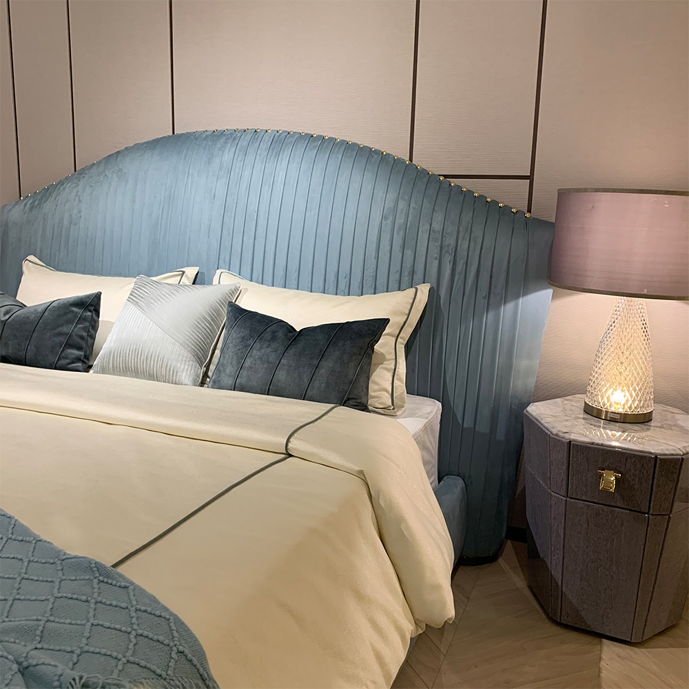 Italian light luxury modern home widescreen soft bed