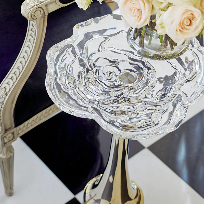 Elegant Crystal Glass Corner Table: Stylish Home Accent