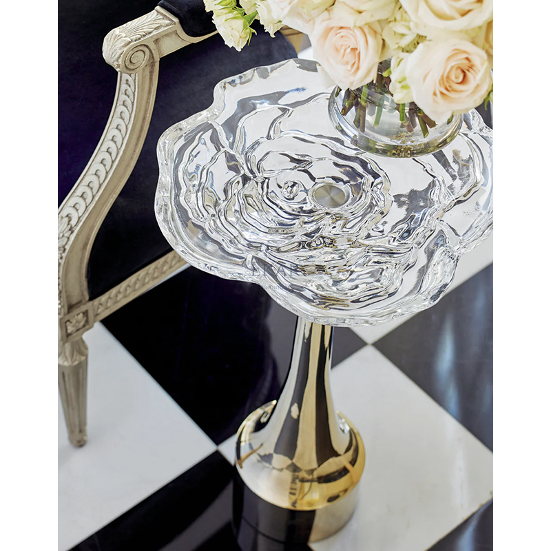 Elegant Crystal Glass Corner Table: Stylish Home Accent