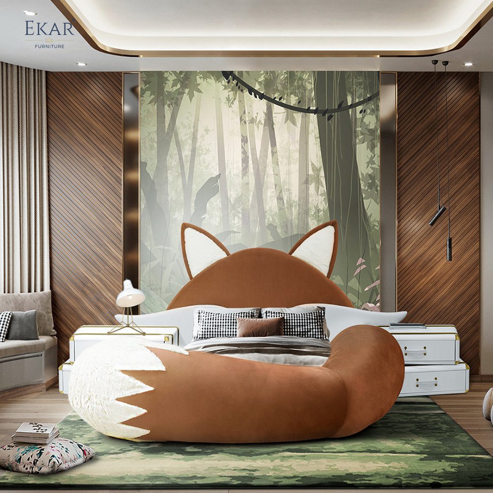 Squirrel-shaped Children's Bed