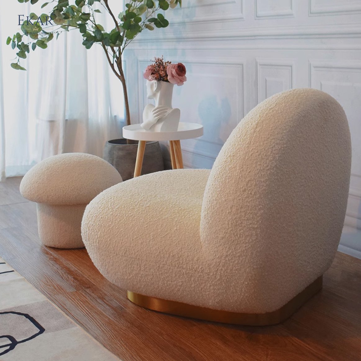 Structured Cotton Lounge Chair