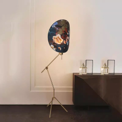 Sleek and Modern Floor Lamp