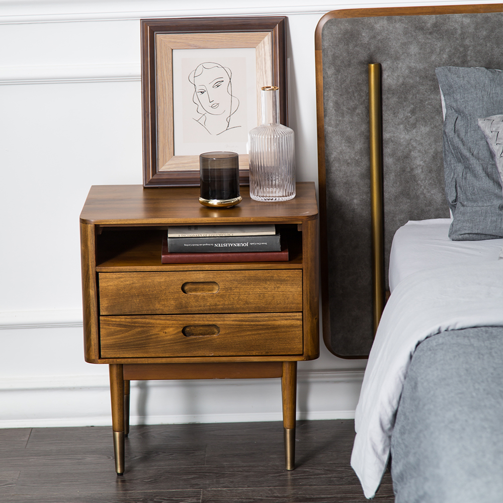 Solid Wood Nightstand - Timeless Bedside Elegance"