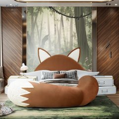Squirrel-shaped Children's Bed