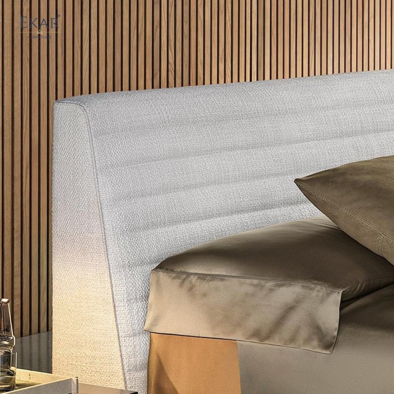 Black and Gold Metal Leg Bed: Sleek Elegance for Your Bedroom