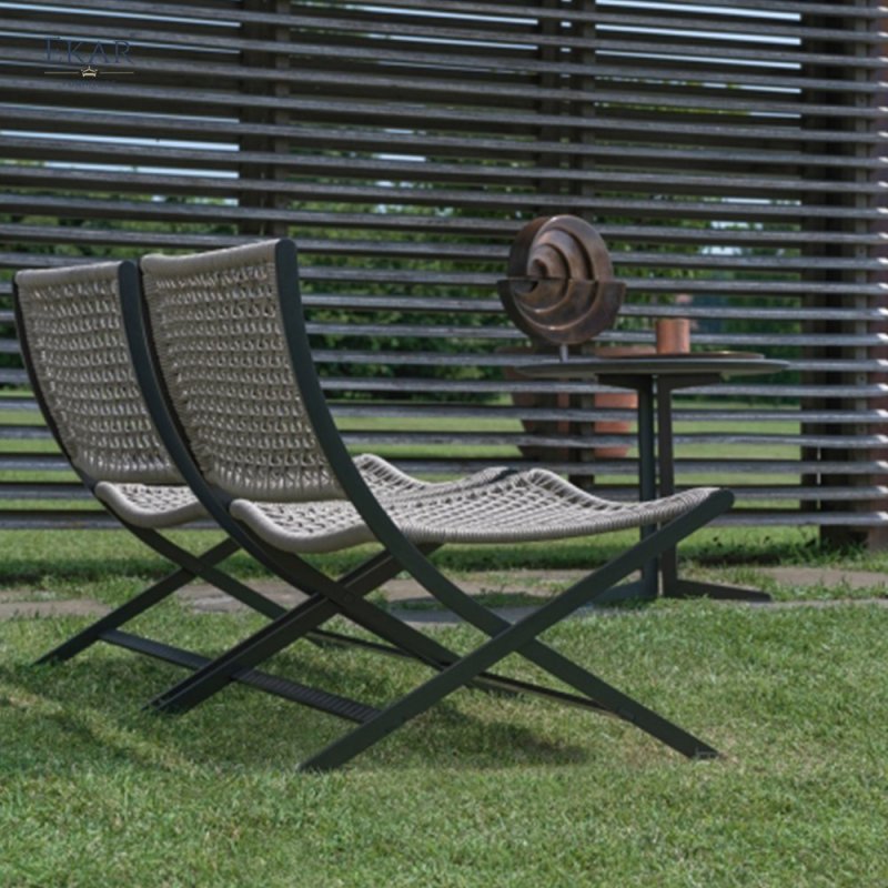 304 Solid Steel Brushed Frame Lounge Chair