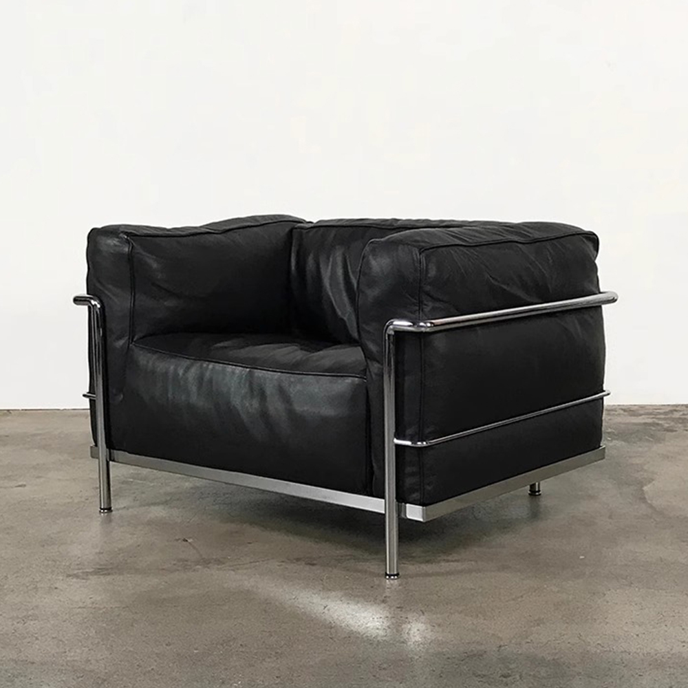 Modern Stainless Steel Frame Sofa with Down and PU Leather