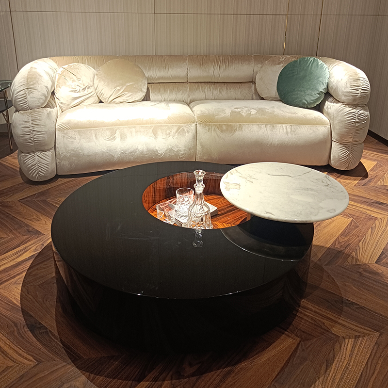 Elegant living room coffee table: decoration for a modern living room