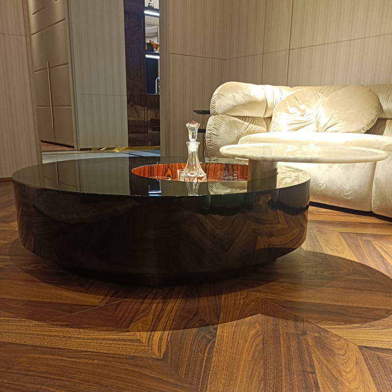 Elegant living room coffee table: decoration for a modern living room