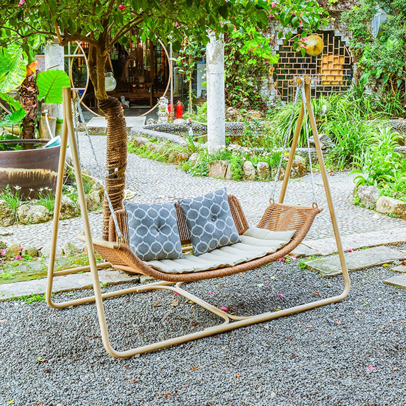 Outdoor leisure double swing - enjoy quiet moments