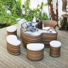 Outdoor tea table and chair set: enjoy a pleasant outdoor experience