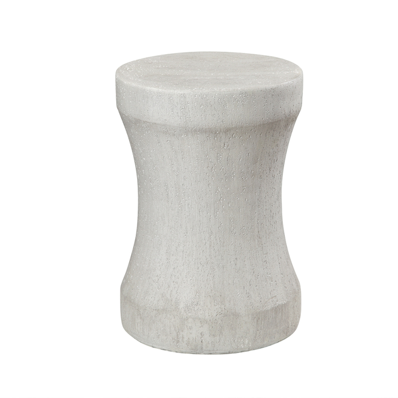 Simple and elegant round outdoor corner table