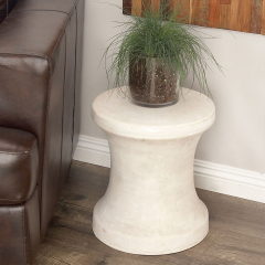 Simple and elegant round outdoor corner table