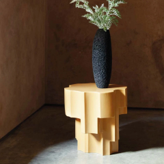 New unique shape outdoor decorative corner table