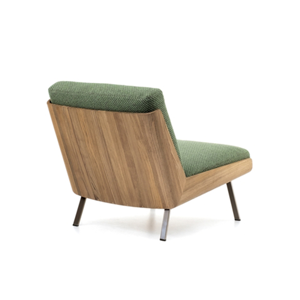 Elegant Outdoor Wooden Lounge Chair for Relaxation