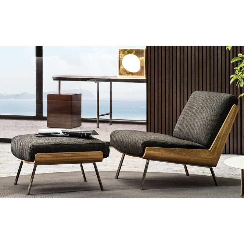 Elegant Outdoor Wooden Lounge Chair for Relaxation