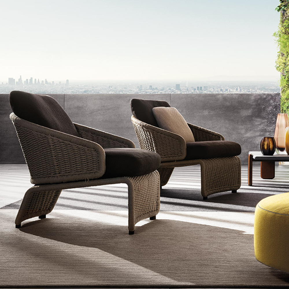 Elegant Outdoor Rattan Lounge Chair with Ottoman