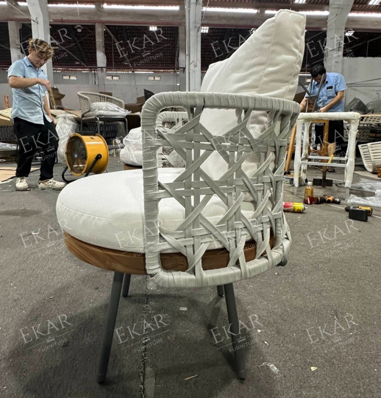 Modern woven craftsmanship outdoor dining chairs
