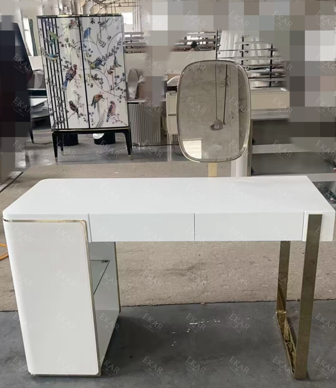 Simple style bedroom dresser with mirror