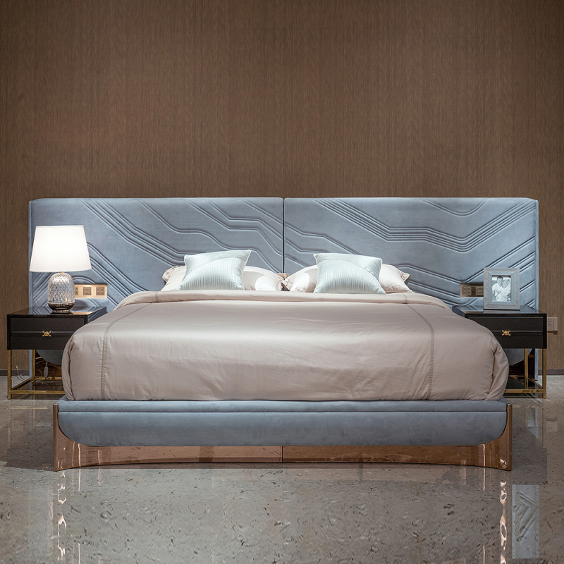 Modern Wide Screen Bed for Contemporary Bedrooms