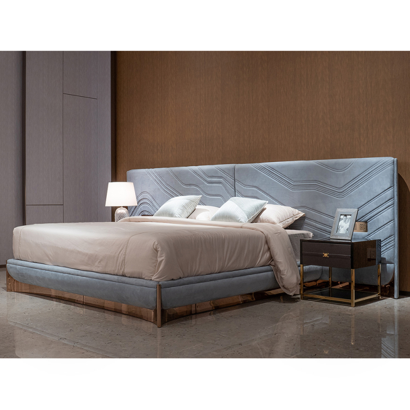 Modern Wide Screen Bed for Contemporary Bedrooms