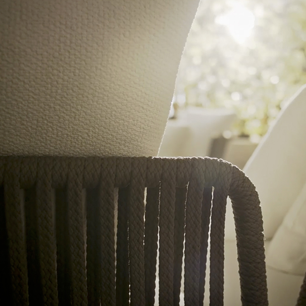 Modern outdoor waterproof wicker armchair – perfect for patios, gardens and balconies