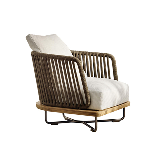 Modern outdoor waterproof wicker armchair – perfect for patios, gardens and balconies