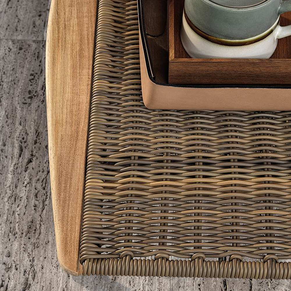 Modern outdoor wicker bench – for patios, gardens and balconies