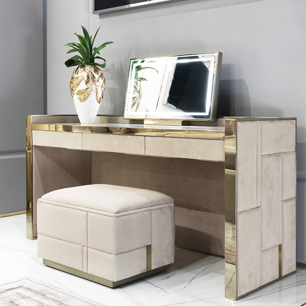Victorian marble dressing table – Ekar Furniture designed for bedroom