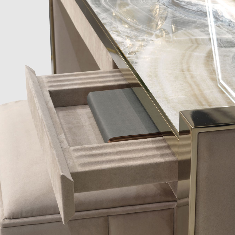 Victorian marble dressing table – Ekar Furniture designed for bedroom