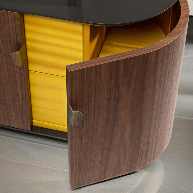 Modern Wooden Hallway Cabinet – Sleek Design with Ample Storage and Elegance