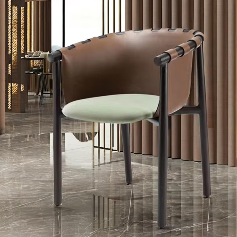 Modern Leather Armchair – Sleek Dining Chair with Elegant Metal Base