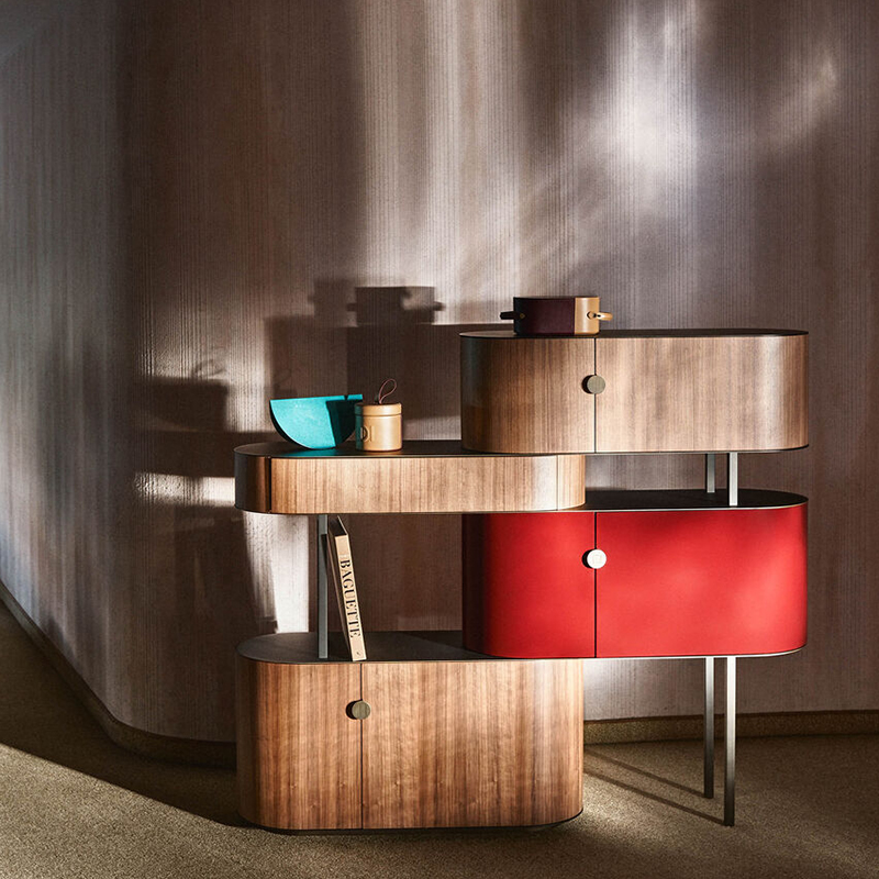 Modern Wooden Hallway Cabinet – Sleek Design with Ample Storage and Elegance