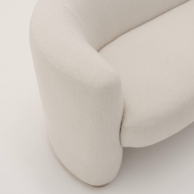 Modern Color-Block Sofa – Stylish Fabric Design for a Contemporary Living Room