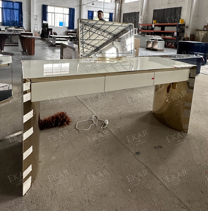 Modern Bedroom Vanity Table – Functional and Stylish Design for Contemporary Spaces