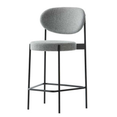 Modern Bar Stool with Metal Legs – Sleek Design for Contemporary Dining Spaces