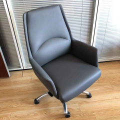 Modern Office Chair with Adjustable Height and Swivel Wheels for Enhanced Comfort and Mobility