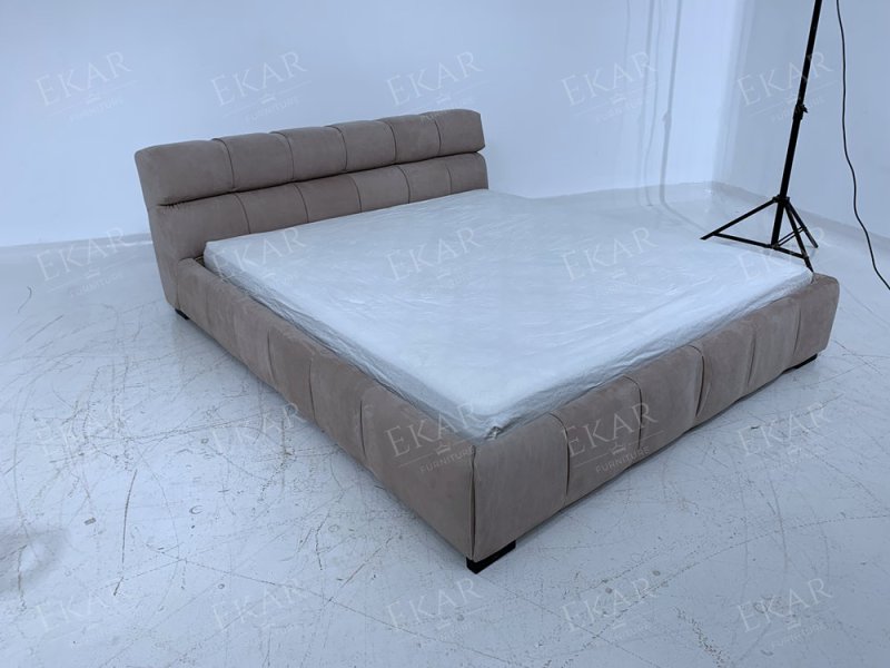 Wood-Panel Bed Frame: A Perfect Blend of Style and Comfort