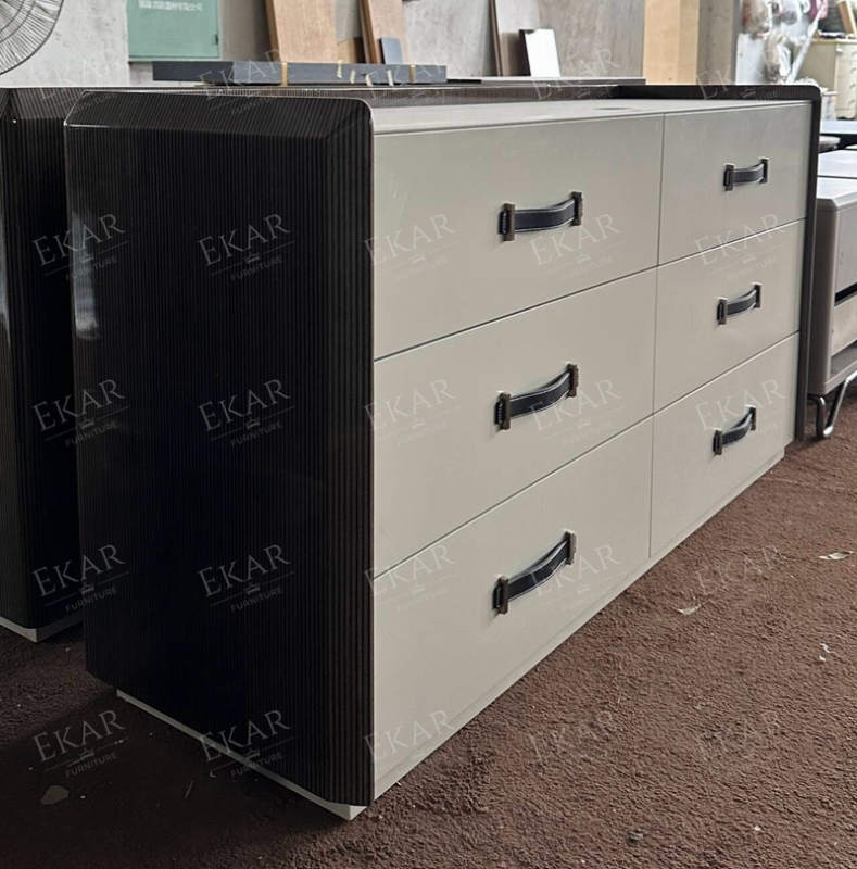 Modern Wooden Dresser with Multiple Drawers for Bedroom Storage